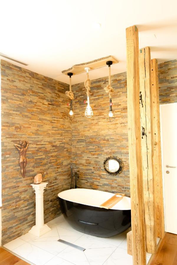 Luxuryholiday Apartment Wina Bagian luar foto